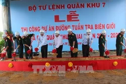 Khởi công Dự án đường tuần tra biên giới trên địa bàn Quân khu 7