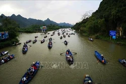 Lễ hội Chùa Hương (Hà Nội) 2019 - Đã thu hút hơn một triệu du khách