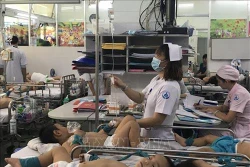 Thành phố Hồ Chí Minh: Số trẻ mắc bệnh tay chân miệng tăng đột biến