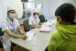 Bảo hiểm y tế giúp giảm gánh nặng tài chính cho người nhiễm HIV