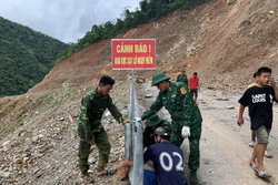 Nghệ An: Khẩn trương khắc phục các điểm sạt lở tại huyện miền núi Kỳ Sơn