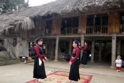 Tuyên Quang: Xây dựng làng văn hoá kết hợp với dịch vụ du lịch cộng đồng