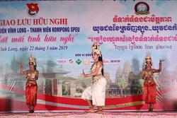 Giao lưu hữu nghị giữa thanh niên tỉnh Vĩnh Long và tỉnh Kampong Speu, Vương quốc Campuchia