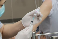 Việt Nam đã có hơn 45.000 người được tiêm chủng vaccine COVID-19