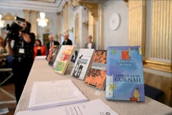 Nobel 2021: Giải thưởng Văn học đề cao lòng trắc ẩn đối với những người di cư 