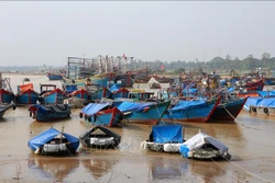 Quảng Trị tập trung ứng phó với bão số 13