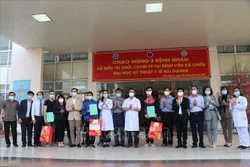 Dịch COVID-19: Ba bệnh nhân đầu tiên của Hải Dương được ra viện