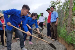 Cao Bằng quan tâm phát triển kinh tế - xã hội vùng đồng bào dân tộc thiểu số
