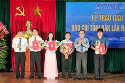 Cơ quan thường trú TTXVN đạt giải A giải báo chí tỉnh Đắk Lắk năm 2021