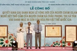 Nghi lễ vòng đời và nghề dệt thổ cẩm người Chăm là di sản văn hoá phi vật thể Quốc gia