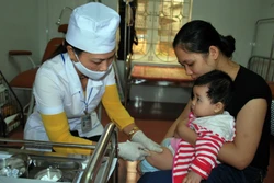 Sẽ sớm có vaccine sởi, bạch hầu, ho gà, uốn ván miễn phí cho trẻ