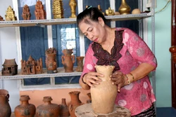 Bảo tồn, phát huy giá trị nghề làm gốm của đồng bào Chăm