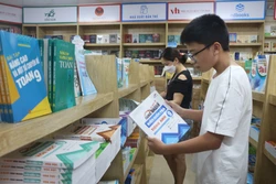 Bộ Giáo dục và Đào tạo thông báo nhận hồ sơ đề nghị thẩm định sách giáo khoa mới
