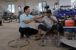 Nhà sáng chế nông dân Nguyễn Hồng Chương và những chiếc máy chinh phục thế giới
