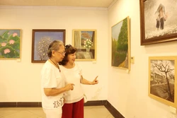 Triển lãm “Cọ Non” giới thiệu 70 tác phẩm của các nhà báo Thông tấn xã Việt Nam