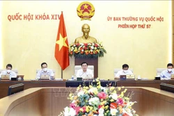 Chủ tịch Quốc hội Vương Đình Huệ phát biểu kết luận nội dung phiên họp. Ảnh: Doãn Tấn - TTXVN