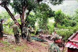 Ảnh hưởng bão số 5: Tỉnh Quảng Bình có 2 người bị thương nặng do sự cố trong cơn bão
