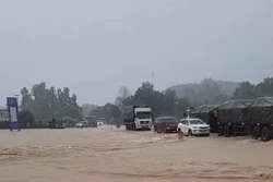 Mưa lũ gây ngập úng, sạt lở nghiêm trọng tại Hà Tĩnh