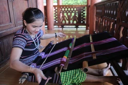 Lưu giữ nét văn hóa đặc sắc của đồng bào Hrê ở Quảng Ngãi