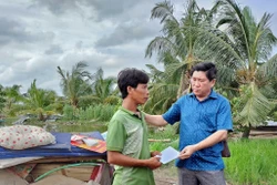 Cà Mau hỗ trợ người dân khắc phục thiệt hại do thiên tai 