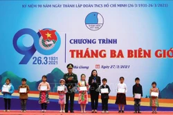 Nhiều hoạt động thiết thực đến với đồng bào dân tộc thiểu số trong dịp “Tháng ba biên giới”