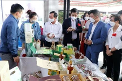 Giới thiệu sản phẩm OCOP tới du khách dịp Giỗ Tổ Hùng Vương 2022