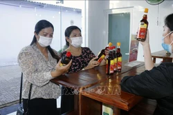 Phú Quốc kết hợp phát triển nghề nước mắm truyền thống với du lịch
