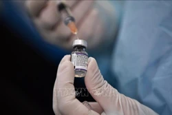 Người nhiễm bệnh sau khi tiêm 1 mũi vaccine vẫn cần tiêm mũi thứ hai