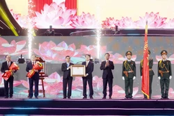 Chủ tịch nước Võ Văn Thưởng dự Lễ kỷ niệm 20 năm thành lập tỉnh Hậu Giang