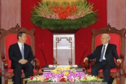 Tổng Bí thư Nguyễn Phú Trọng tiếp Bí thư Khu ủy Quảng Tây