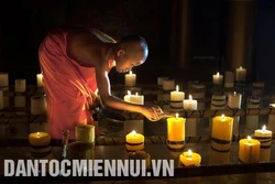 Chuyện xuất gia của thanh thiếu niên Khmer