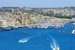 Malta nhỏ và đẹp