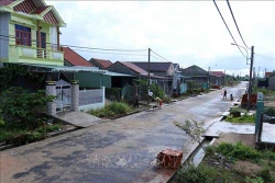 Người dân vùng lũ dọc sông Ba ổn định cuộc sống sau tái định cư
