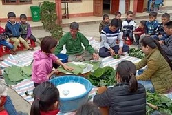 Giúp học sinh dân tộc thiểu số hiểu hơn về Tết cổ truyền của dân tộc