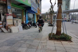 Khoảng trống từ chủ trương đến hành động từ việc lát đá vỉa hè ở Hà Nội