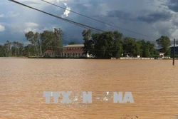  Nhiều xã ở huyện Thanh Chương, Nghệ An đang ngập nặng do lũ lên nhanh 