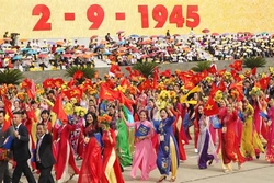 Góp ý dự thảo văn kiện Đại hội XII của Đảng: Bài V - Những điểm mới về xây dựng Đảng và hệ thống chính trị