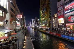 Phố đi bộ Dotonbori điểm đến nổi tiếng thu hút du khách của Osaka