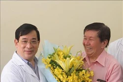 Những "chiến binh áo trắng” và cuộc chiến chống COVID-19 (Bài 1)