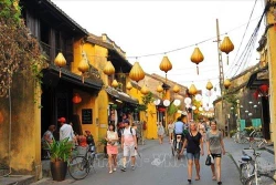 Dịch COVID-19: Hội An tạm dừng bán vé tham quan khu phố cổ và phố đi bộ