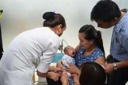 Sẽ triển khai tiêm vắc-xin ComBE Five trên toàn quốc từ cuối tháng 12/2018