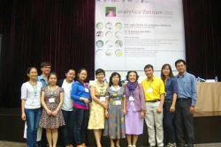 Giáo sư, Tiến sỹ Nguyễn Thị Kim Phụng say mê nghiên cứu khoa học