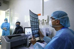 Dịch COVID-19: Huy động lực lượng toàn ngành y tế, cán bộ y tế nghỉ hưu tham gia chống dịch