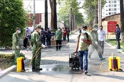 Những người lính Cụ Hồ trên tuyến đầu chống dịch COVID-19