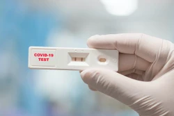 Dịch COVID-19: Ngày 10/11, số mắc COVID-19 mới giảm nhẹ còn hơn 400 ca