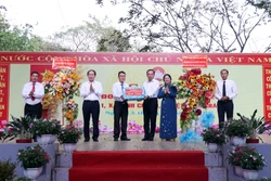 Bí thư Thành ủy Thành phố Hồ Chí Minh dự Ngày hội Đại đoàn kết toàn dân tộc tại khu dân cư
