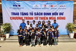 Đưa “Tủ sách Đinh Hữu Dư” đến với học sinh vùng cao Mù Cang Chải