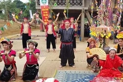 Các hoạt động tháng 1 chủ đề “Xuân sum họp” tại Làng Văn hóa