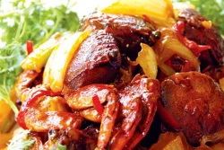 Về Trà Vinh nhớ nếm thử loi choi sả ớt và chù ụ rang me