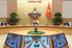 Thủ tướng Nguyễn Xuân Phúc: Phải có những cơ chế, giải pháp thúc đẩy các thành phần kinh tế vượt qua khó khăn